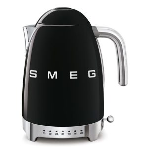 Smeg 50-luvun tyyliset vedenkeittimet KLF04BLEU musta